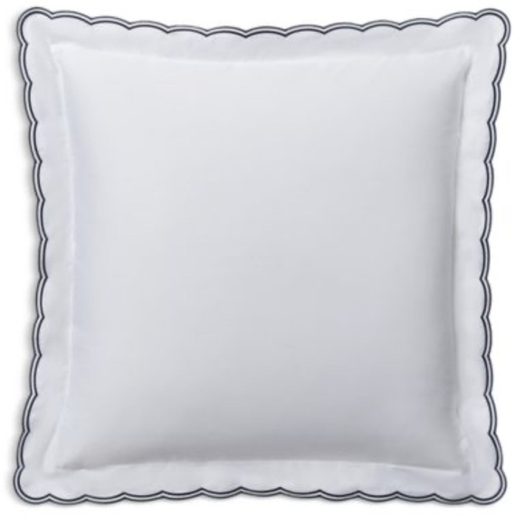Ralph Lauren Home White Pillow with Scalloped Edges - Picture 1 of 1